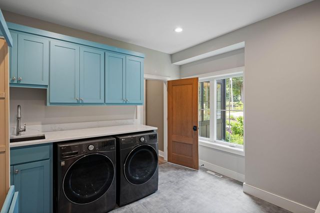 860 Windjammer Lane, Orono, MN 55364