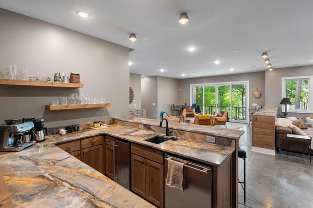 860 Windjammer Lane, Orono, MN 55364