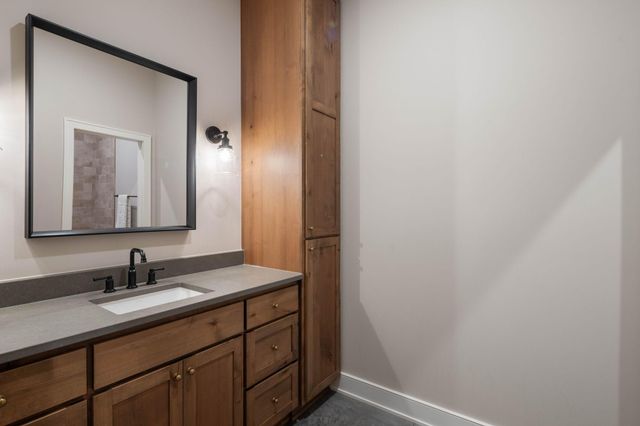 860 Windjammer Lane, Orono, MN 55364