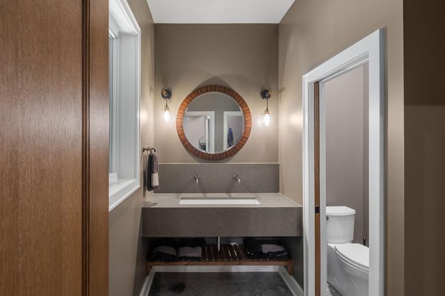 860 Windjammer Lane, Orono, MN 55364