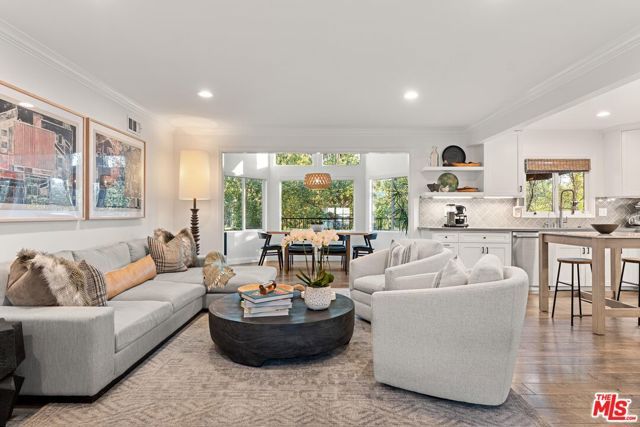 5117 Lubao Avenue, Woodland Hills (los Angeles), CA 91364