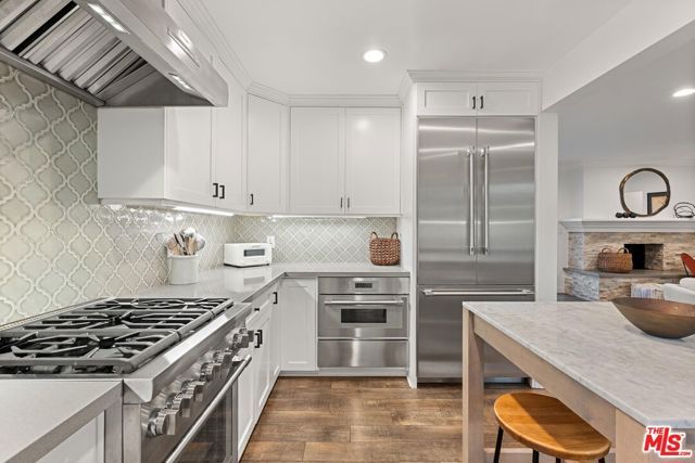 5117 Lubao Avenue, Woodland Hills (los Angeles), CA 91364