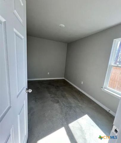 1200 N 8th Street A, Killeen, TX 76541