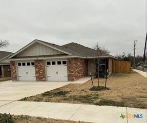 1200 N 8th Street A, Killeen, TX 76541