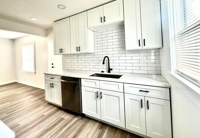 2231 Sale Road, Columbus, OH 43224