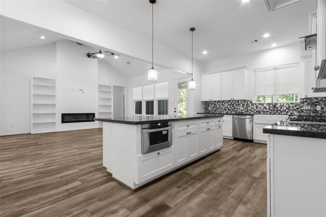 16735 Azalea Lane, Plantersville, TX 77363