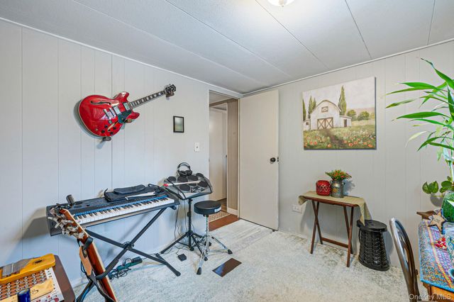 525 Riverleigh Avenue 29, Riverhead, NY 11901