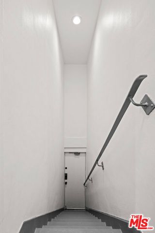 354 S Camden Drive 9, Beverly Hills, CA 90212