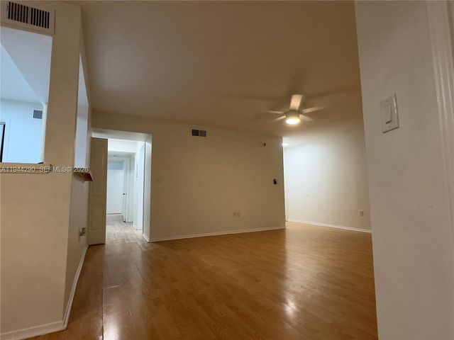 2341 NW 33rd Street 405, Oakland Park, FL 33309