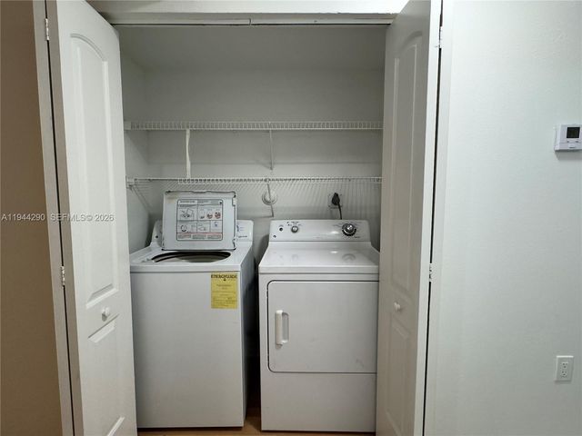 2341 NW 33rd Street 405, Oakland Park, FL 33309