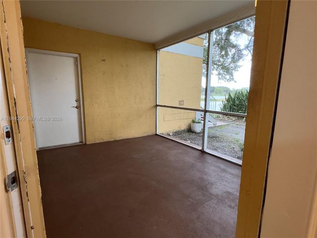 2341 NW 33rd Street 405, Oakland Park, FL 33309