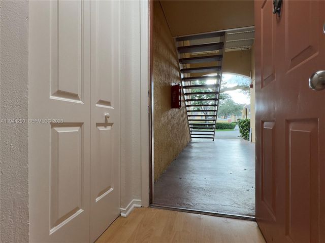 2341 NW 33rd Street 405, Oakland Park, FL 33309