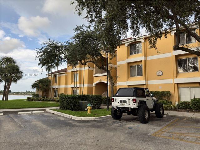 2341 NW 33rd Street 405, Oakland Park, FL 33309