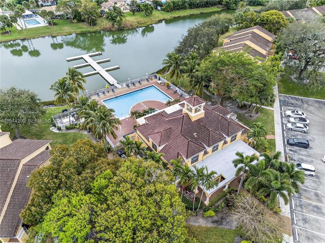 2341 NW 33rd Street 405, Oakland Park, FL 33309