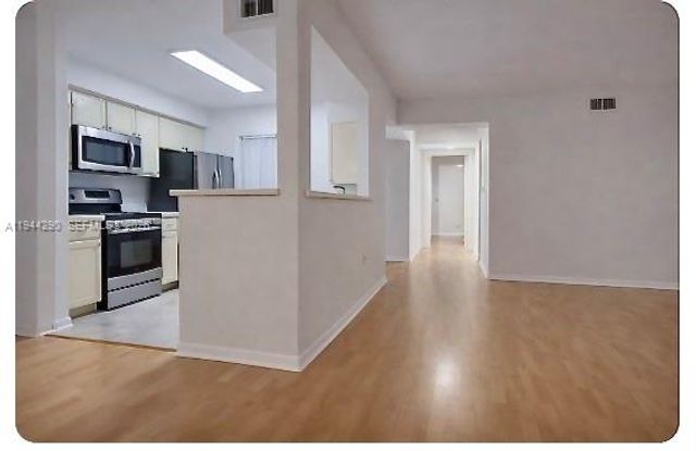 2341 NW 33rd Street 405, Oakland Park, FL 33309