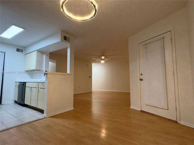 2341 NW 33rd Street 405, Oakland Park, FL 33309