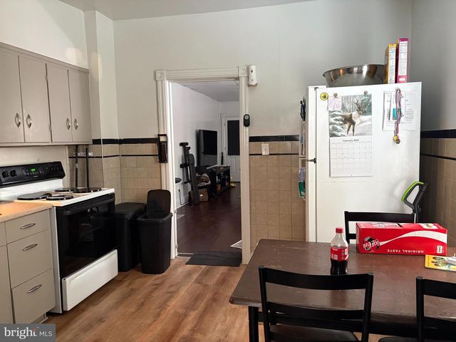 35 S PARK AVE, Coatesville, PA 19320