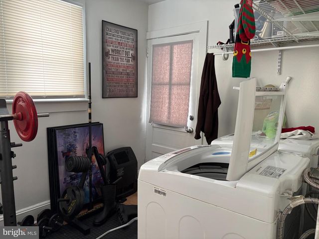 35 S PARK AVE, Coatesville, PA 19320