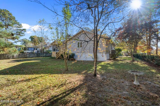 309 Channel Run Drive, New Bern, NC 28562