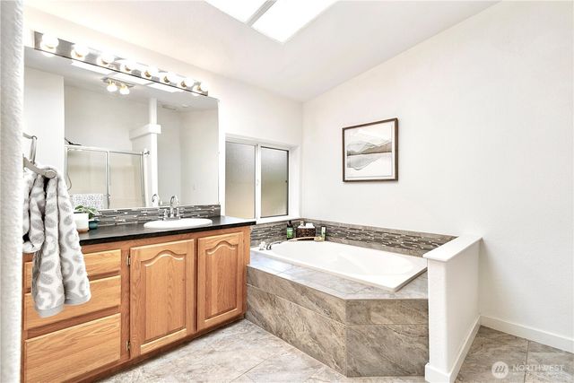 3834 Passage View Lane, Langley, WA 98260