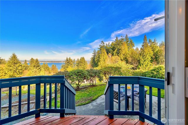 3834 Passage View Lane, Langley, WA 98260