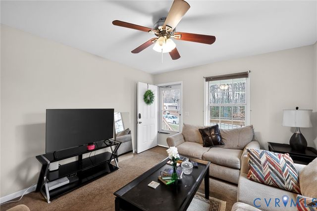 603 W Main St, South Hill, VA 23970