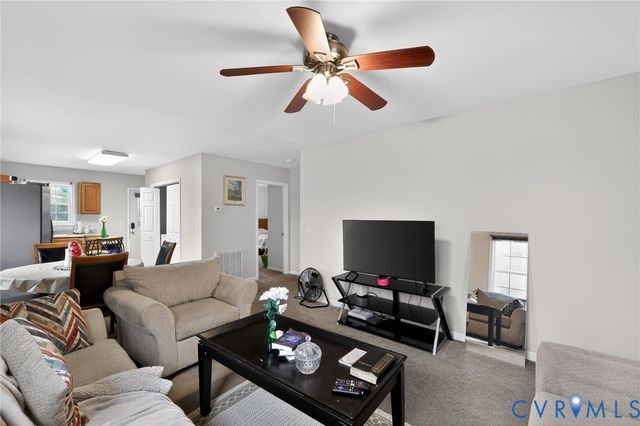 603 W Main St, South Hill, VA 23970