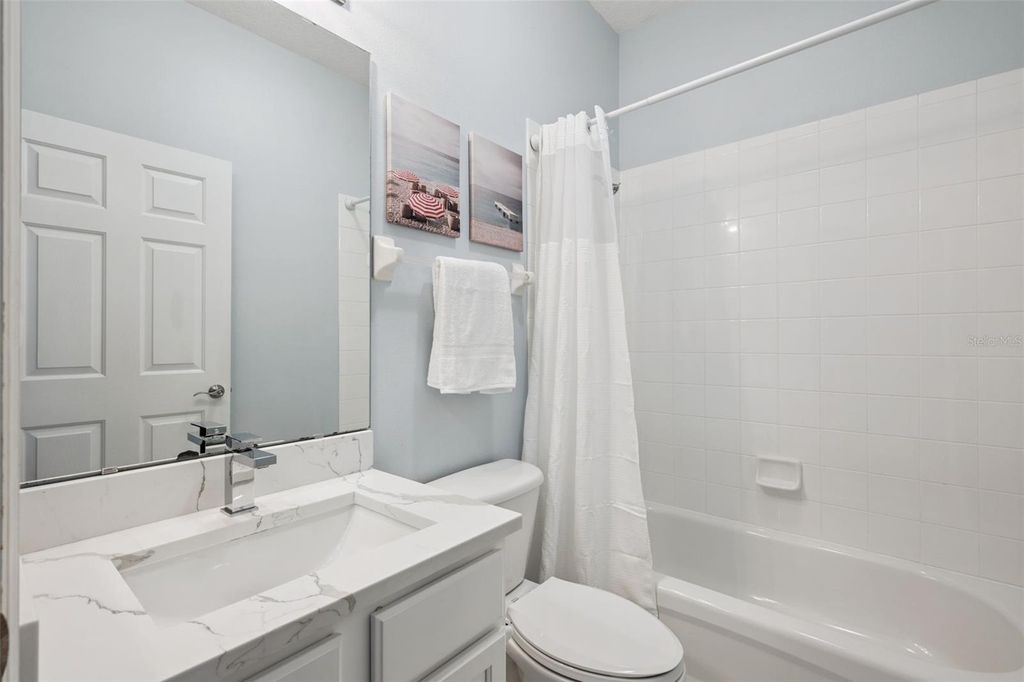 Image 17 of property listing at 9615 SWEETLEAF STREET, Orlando, FL 32827