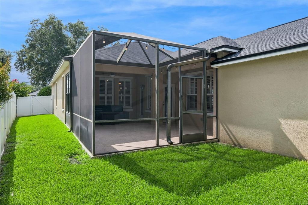 Image 24 of property listing at 9615 SWEETLEAF STREET, Orlando, FL 32827