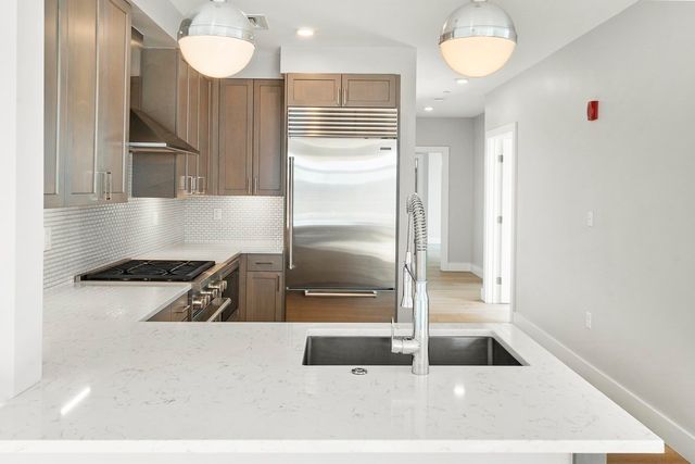 1650 Commonwealth Ave 606, Boston, MA 02135