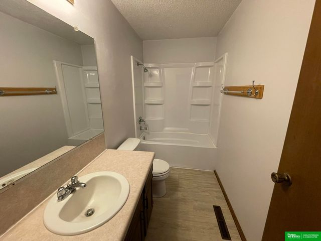 1427-1429 Ohio Street, Fremont, NE 68025