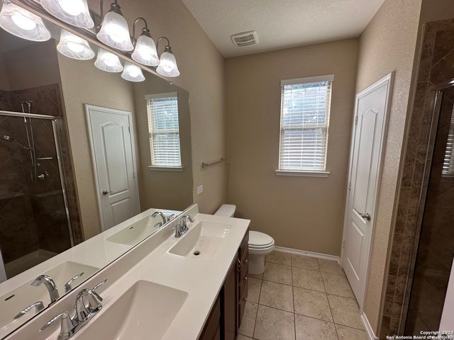161 ROLLING CREEK, Boerne, TX 78006