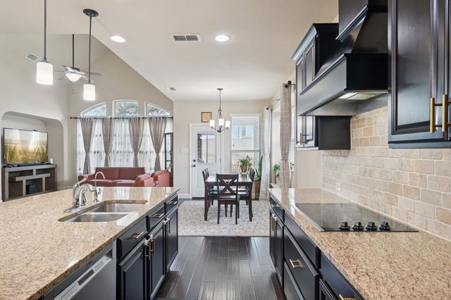 9221 Shoveler Trail, Fort Worth, TX 76118