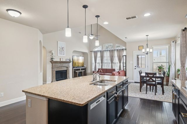 9221 Shoveler Trail, Fort Worth, TX 76118