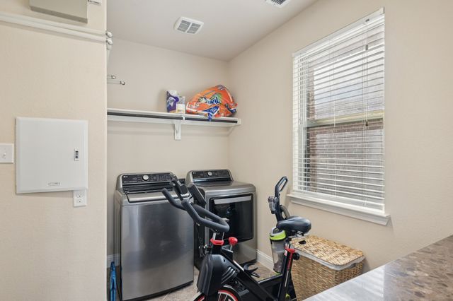 9221 Shoveler Trail, Fort Worth, TX 76118