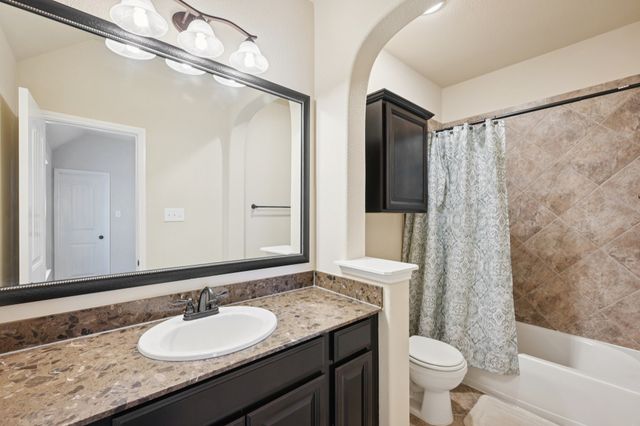 9221 Shoveler Trail, Fort Worth, TX 76118