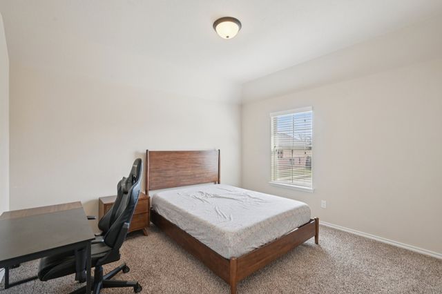 9221 Shoveler Trail, Fort Worth, TX 76118