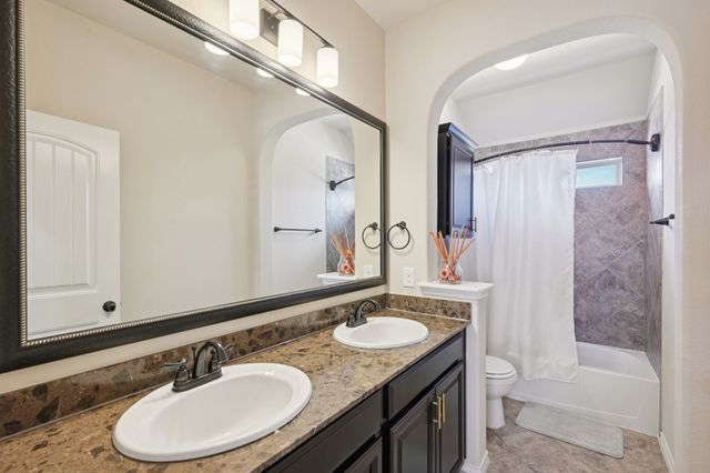 9221 Shoveler Trail, Fort Worth, TX 76118