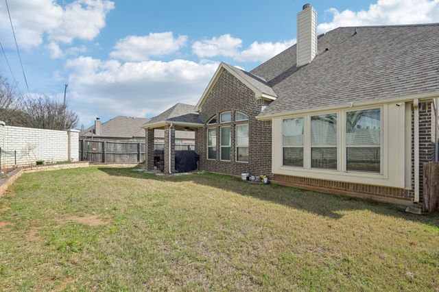 9221 Shoveler Trail, Fort Worth, TX 76118