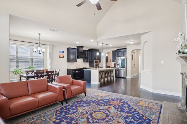 9221 Shoveler Trail, Fort Worth, TX 76118