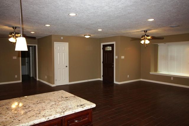 1766 Maux Drive, Houston, TX 77043