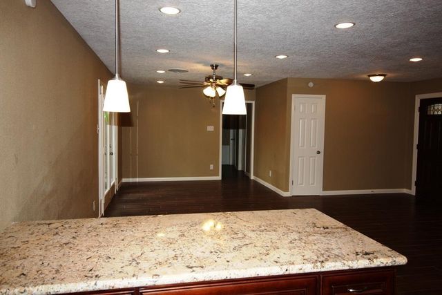 1766 Maux Drive, Houston, TX 77043