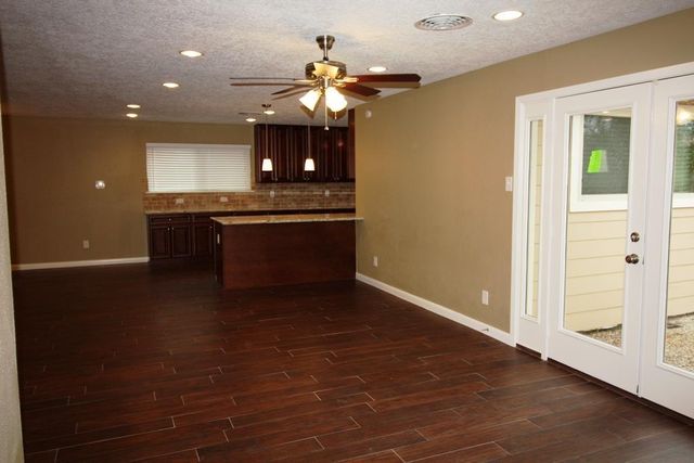 1766 Maux Drive, Houston, TX 77043