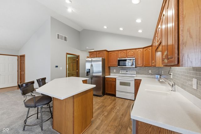 6445 Peak Lane, Indianapolis, IN 46214