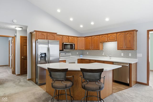 6445 Peak Lane, Indianapolis, IN 46214