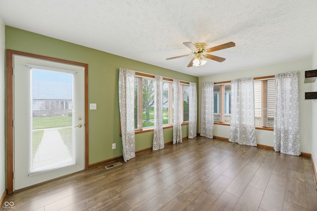 6445 Peak Lane, Indianapolis, IN 46214