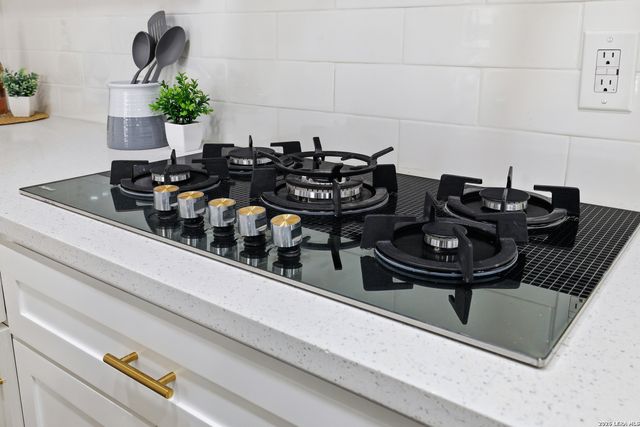 551 Merritt, San Antonio, TX 78227