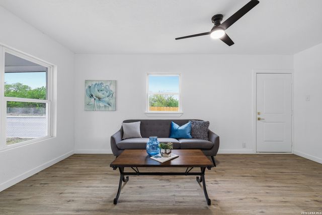 551 Merritt, San Antonio, TX 78227