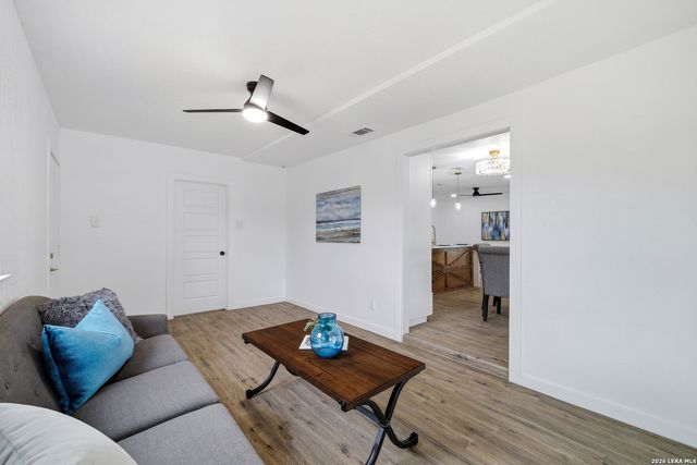 551 Merritt, San Antonio, TX 78227