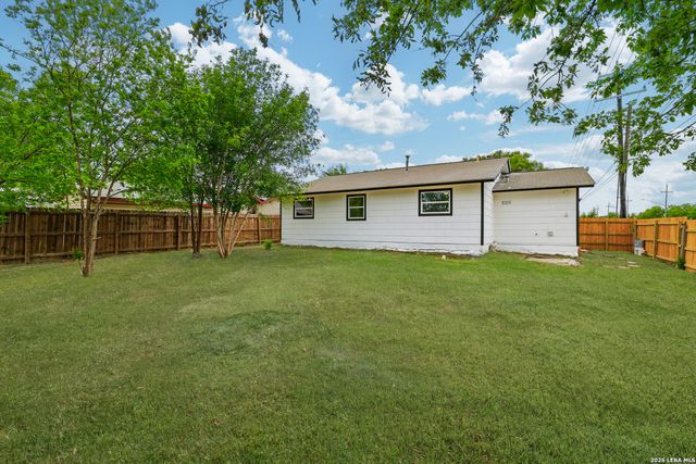 551 Merritt, San Antonio, TX 78227